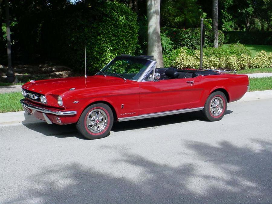  Ford Mustang GT Convertible 1966 года  (фото 12 из 24)
